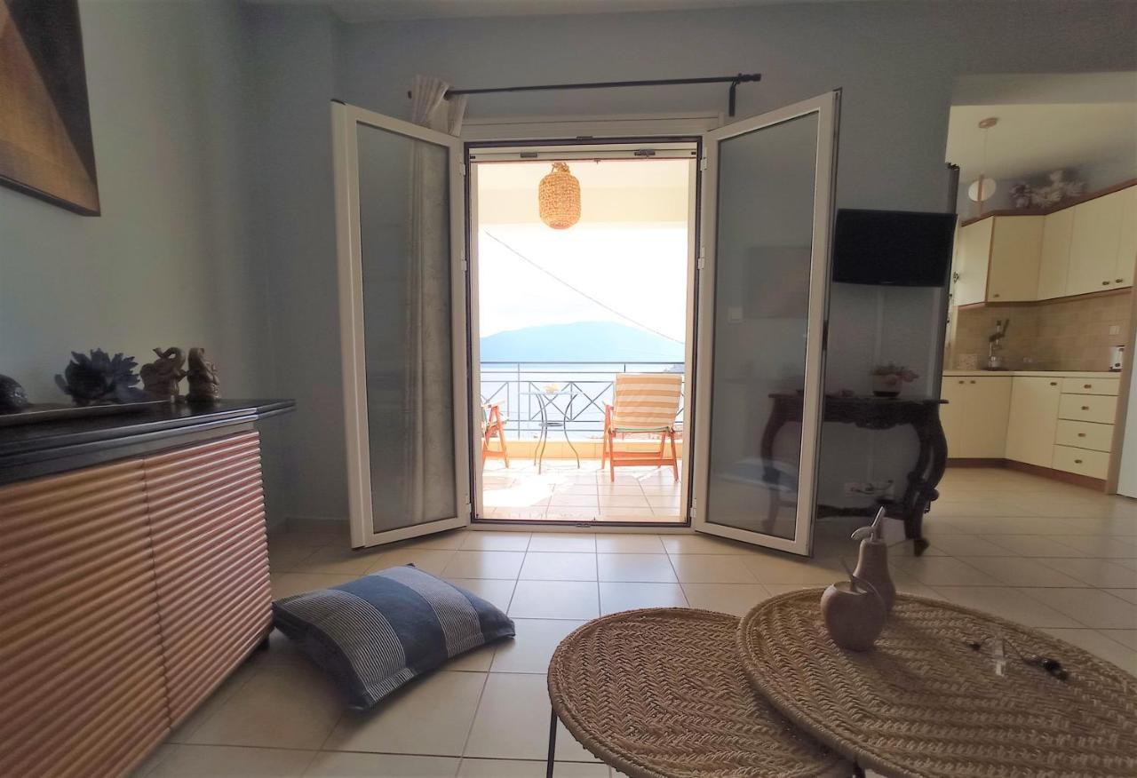 G Apartment In Agia Efimia 外观 照片