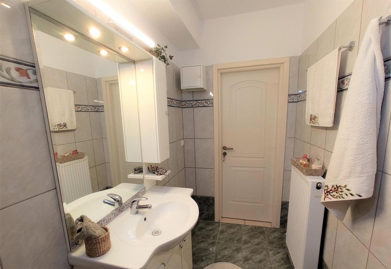 G Apartment In Agia Efimia 外观 照片