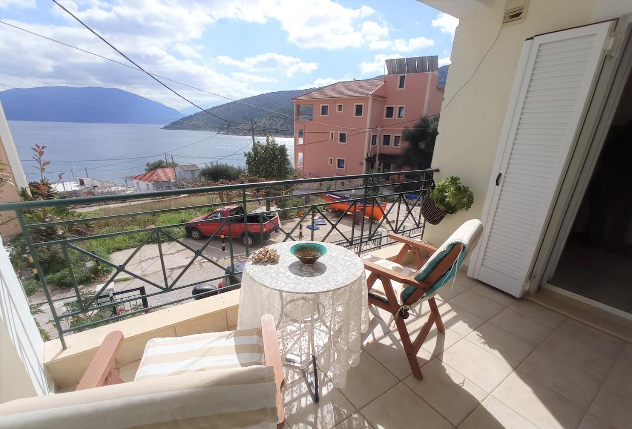 G Apartment In Agia Efimia 外观 照片